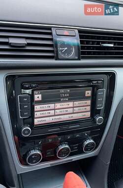 Седан Volkswagen Passat 2011 в 