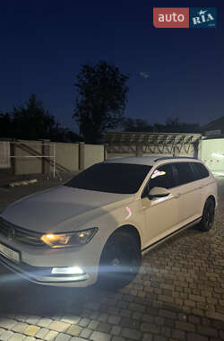Универсал Volkswagen Passat 2015 в 