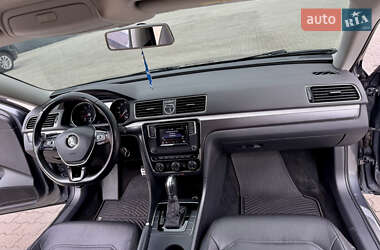 Седан Volkswagen Passat 2016 в 