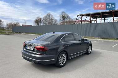Седан Volkswagen Passat 2017 в 