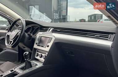 Универсал Volkswagen Passat 2015 в 