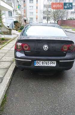 Седан Volkswagen Passat 2005 в Львові