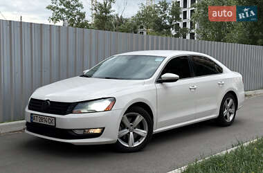 Седан Volkswagen Passat 2011 в Києві