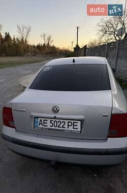 Седан Volkswagen Passat 1997 в 