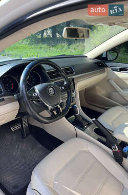 Седан Volkswagen Passat 2016 в 