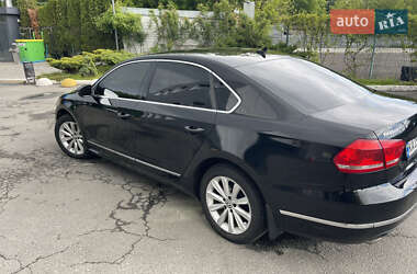 Седан Volkswagen Passat 2012 в 