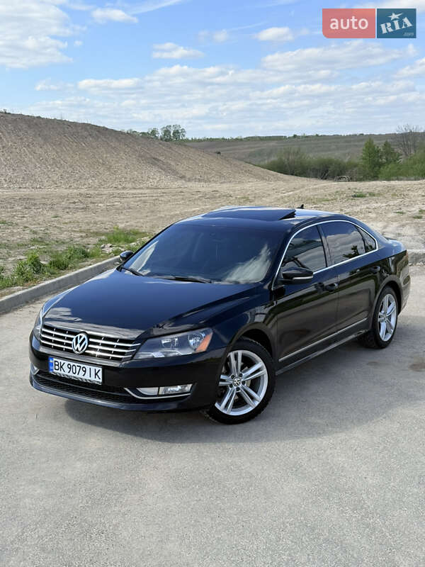 Седан Volkswagen Passat 2014 в Рівному