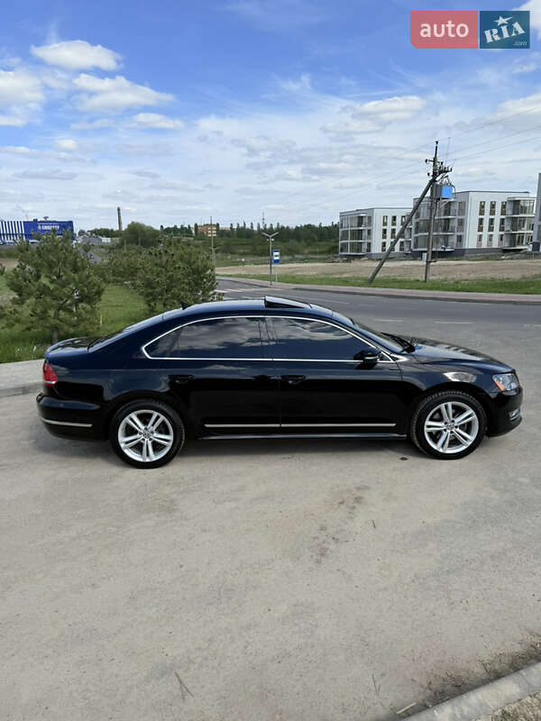 Седан Volkswagen Passat 2014 в Рівному