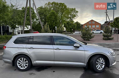 Універсал Volkswagen Passat 2015 в 
