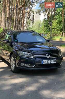 Універсал Volkswagen Passat 2011 в Черкасах