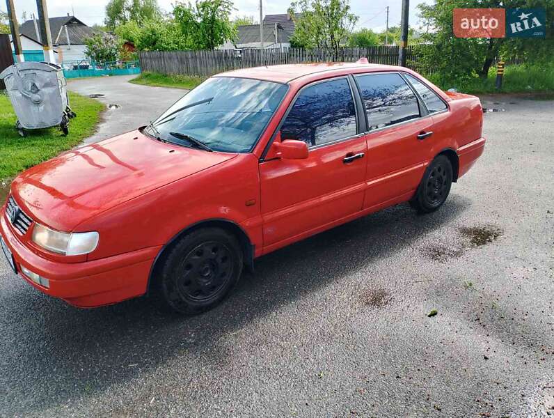 Седан Volkswagen Passat 1994 в Білій Церкві