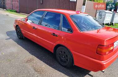 Седан Volkswagen Passat 1994 в 
