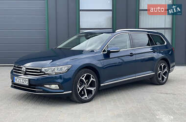 Універсал Volkswagen Passat 2021 в 