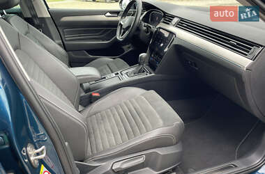 Універсал Volkswagen Passat 2021 в 