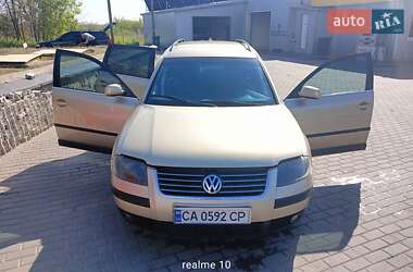 Універсал Volkswagen Passat 2001 в Смілі