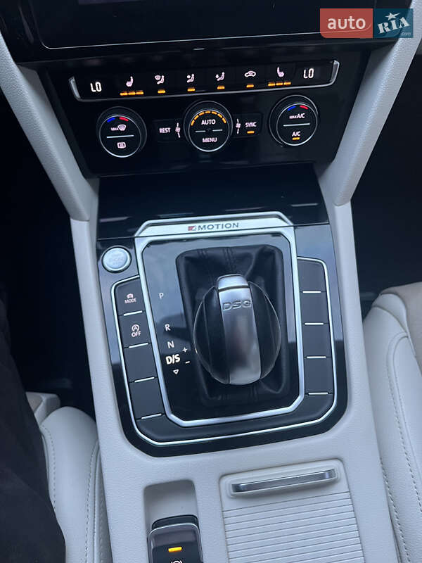 Универсал Volkswagen Passat 2018 в Бердичеве