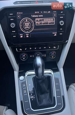 Універсал Volkswagen Passat 2018 в 