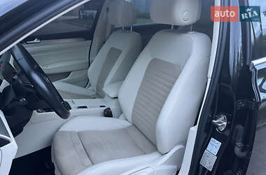 Універсал Volkswagen Passat 2018 в 