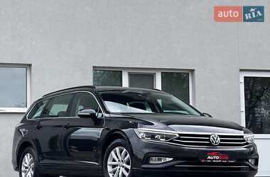 Универсал Volkswagen Passat 2020 в Луцке