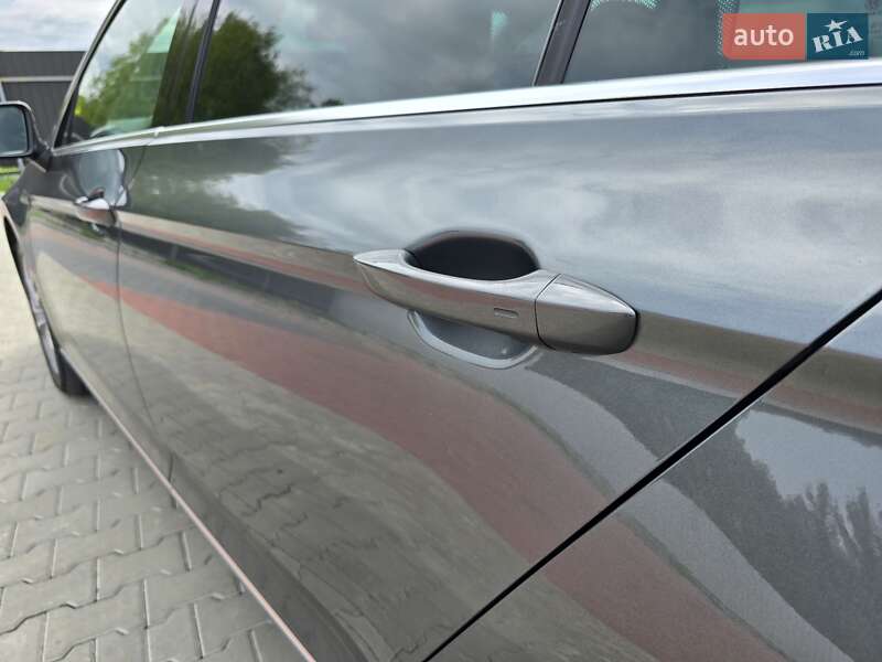 Седан Volkswagen Passat 2016 в Ковелі