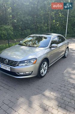 Седан Volkswagen Passat 2013 в Киеве