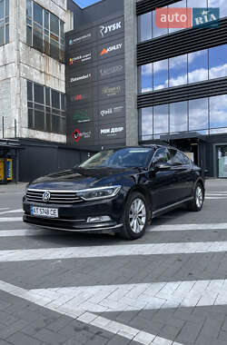 Седан Volkswagen Passat 2017 в 