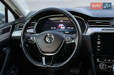 Седан Volkswagen Passat 2018 в 