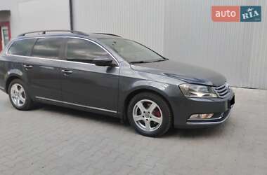 Универсал Volkswagen Passat 2011 в Киверцах