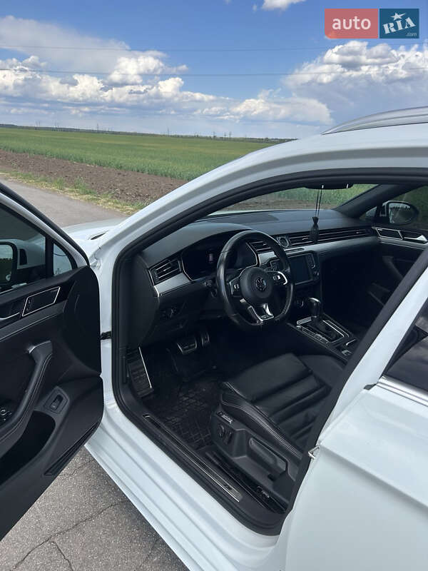 Универсал Volkswagen Passat 2017 в Никополе