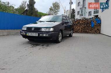 Универсал Volkswagen Passat 1994 в Кременце