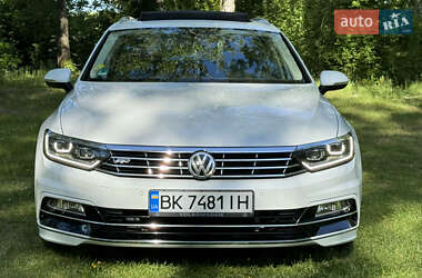 Универсал Volkswagen Passat 2015 в 