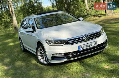 Универсал Volkswagen Passat 2015 в 