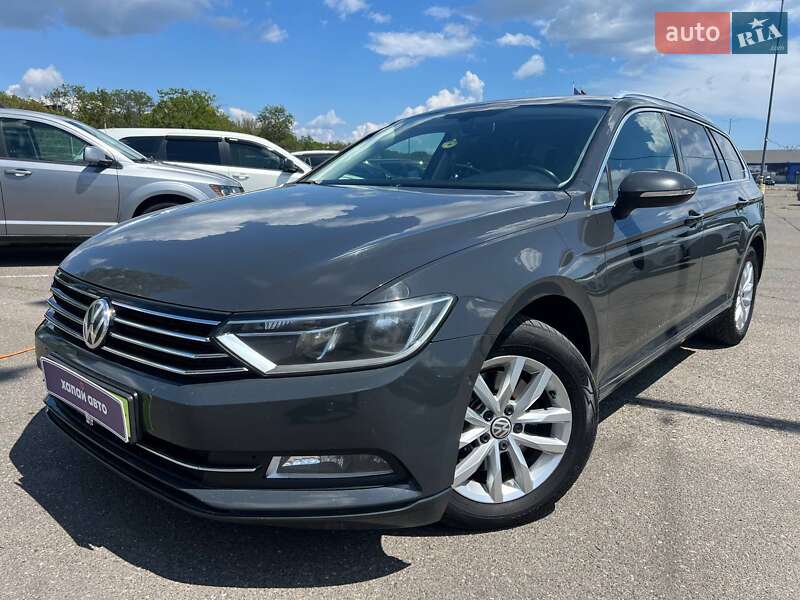 Універсал Volkswagen Passat 2015 в 