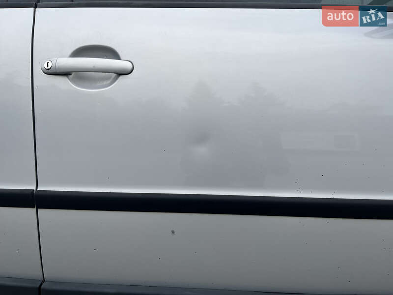 Седан Volkswagen Passat 1997 в Галичі