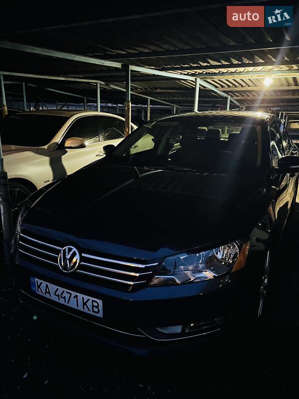 Седан Volkswagen Passat 2013 в Одессе