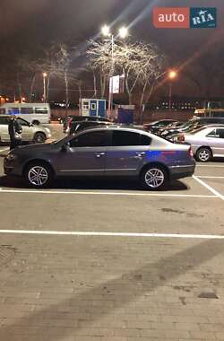Седан Volkswagen Passat 2007 в 
