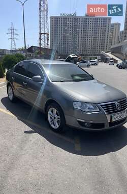 Седан Volkswagen Passat 2007 в 