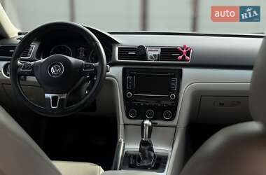 Седан Volkswagen Passat 2012 в Жашкове