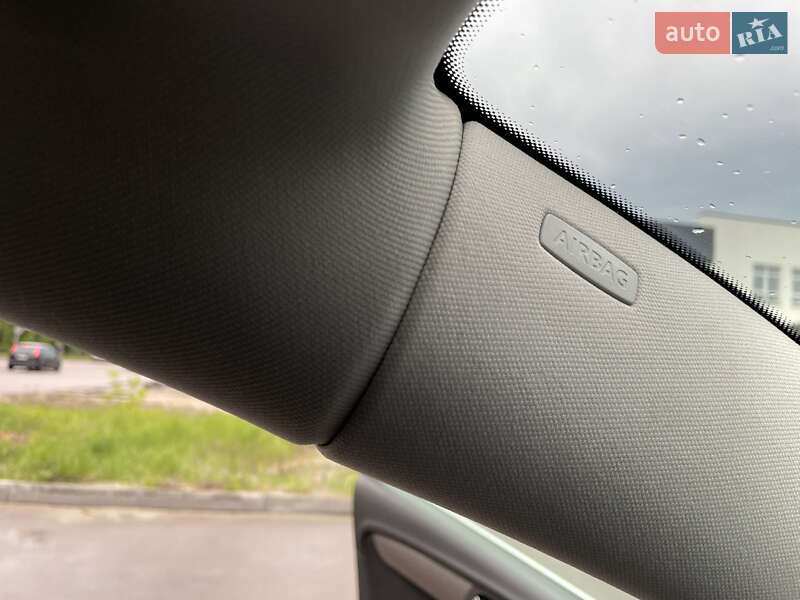 Универсал Volkswagen Passat 2013 в Киеве