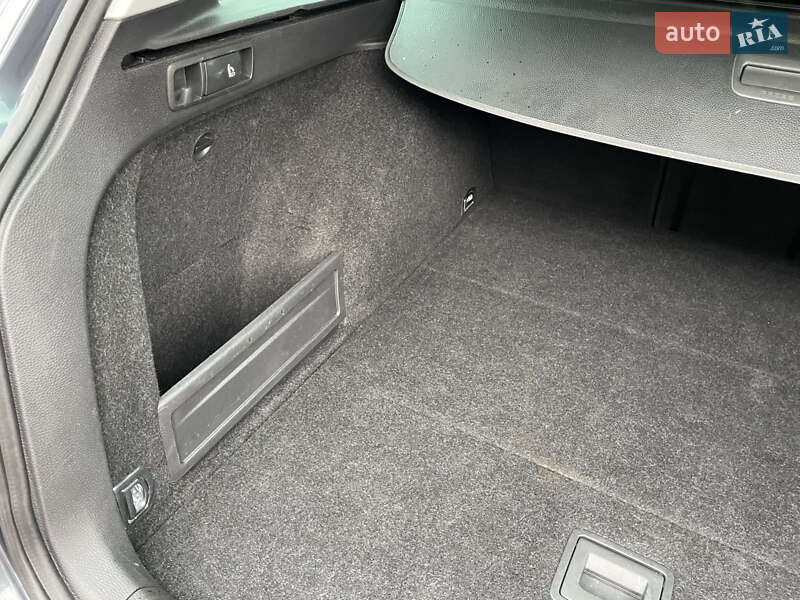 Универсал Volkswagen Passat 2013 в Киеве