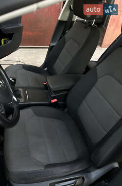 Универсал Volkswagen Passat 2012 в 