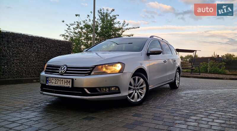 Универсал Volkswagen Passat 2011 в Львове