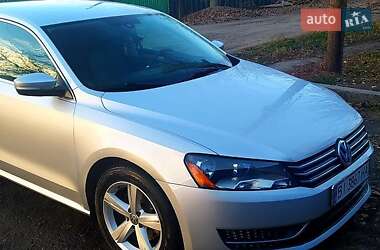 Седан Volkswagen Passat 2013 в Карлівці