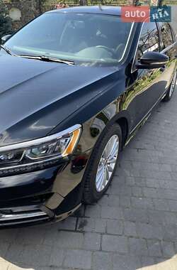 Седан Volkswagen Passat 2016 в Львове