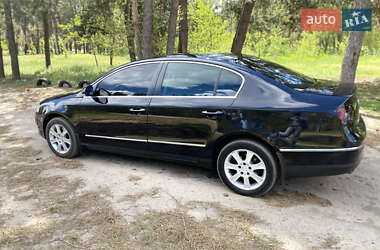 Седан Volkswagen Passat 2009 в 