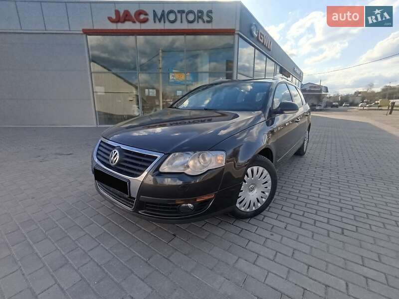 Універсал Volkswagen Passat 2006 в 