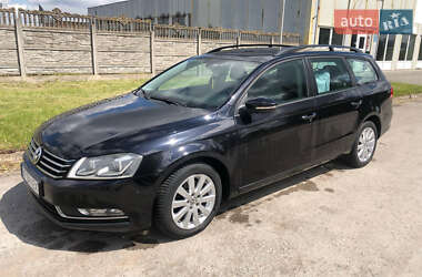 Універсал Volkswagen Passat 2011 в 