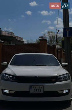 Седан Volkswagen Passat 2013 в Сумах