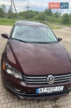 Седан Volkswagen Passat 2012 в Рожнятове