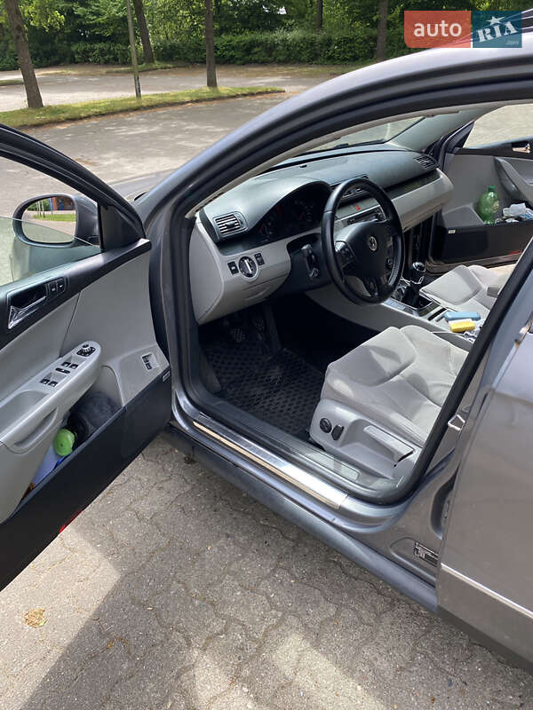 Універсал Volkswagen Passat 2006 в Чернігові
